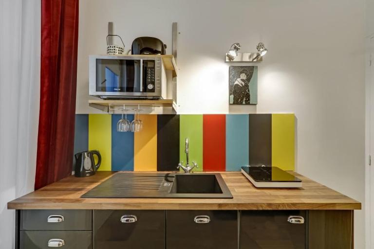 A Sweet Studio In Montparnasse - Boulevard Du Montparnasse パリ エクステリア 写真