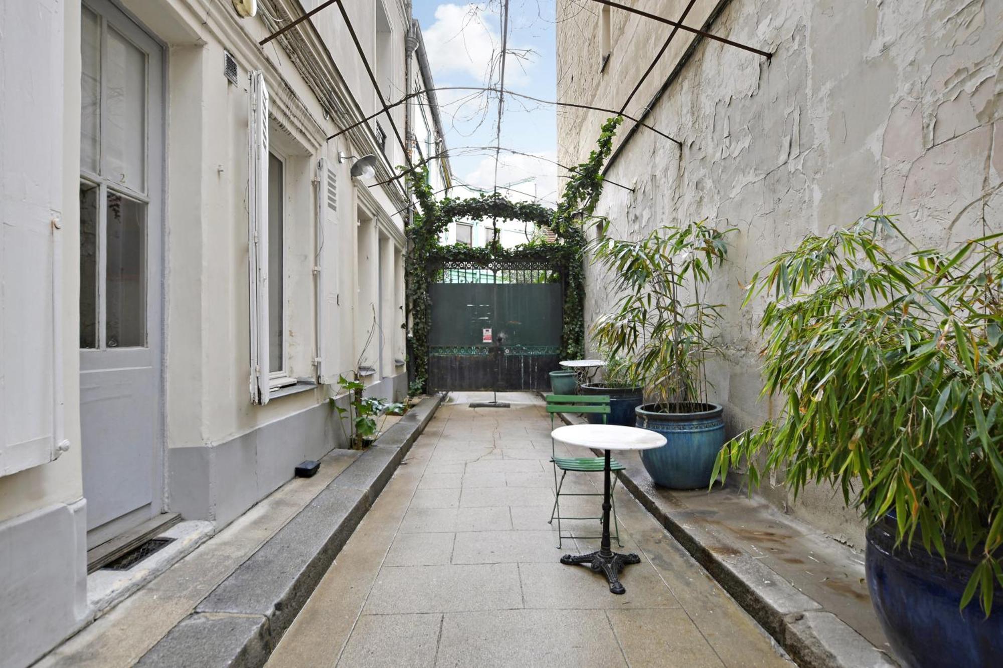 A Sweet Studio In Montparnasse - Boulevard Du Montparnasse パリ エクステリア 写真