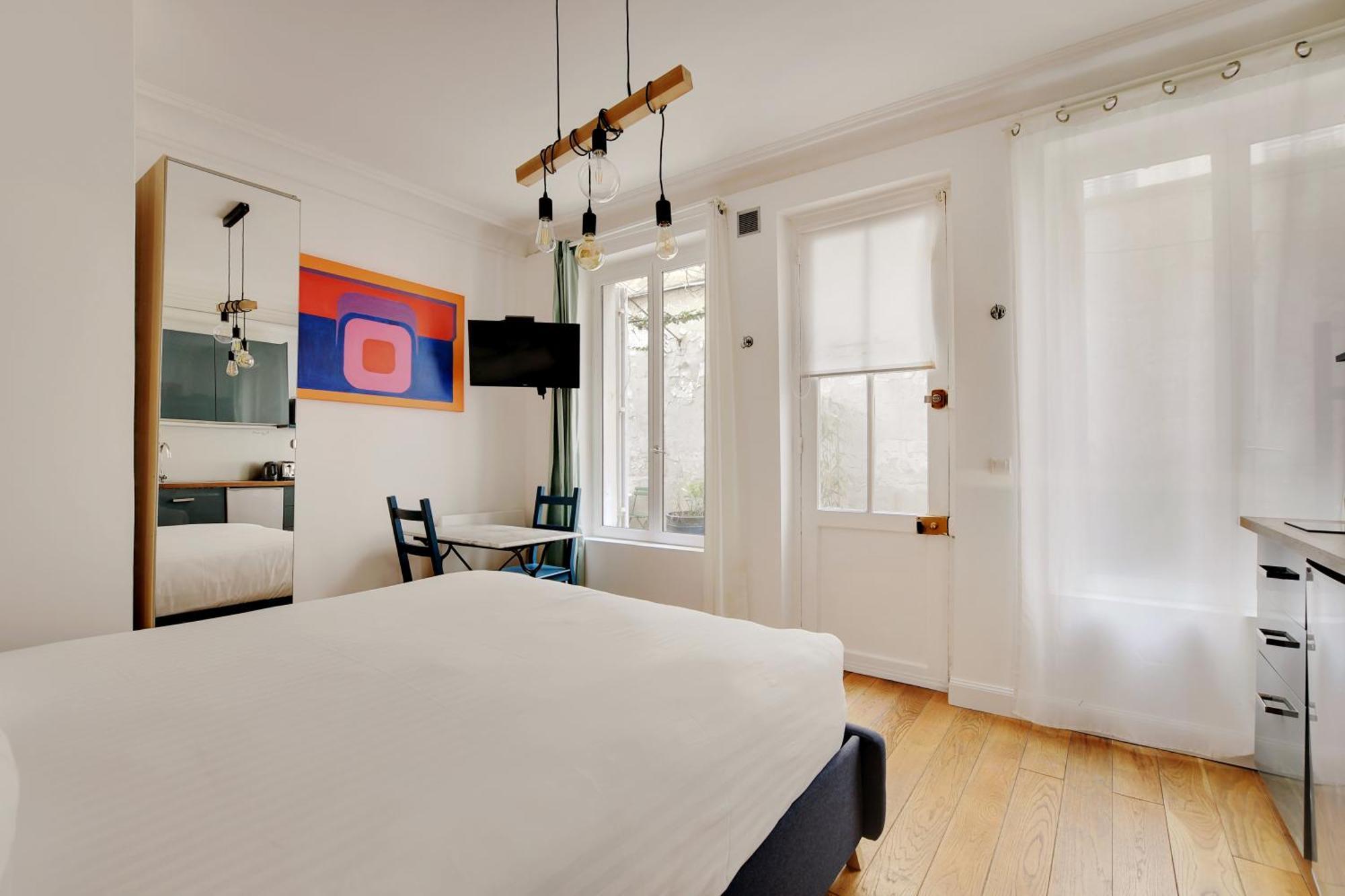 A Sweet Studio In Montparnasse - Boulevard Du Montparnasse パリ エクステリア 写真